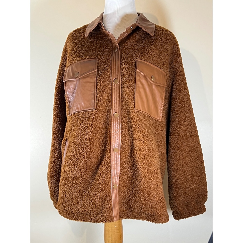 Trendy Entro Faux Leather Accent‎ Cozy Sherpa Jacket Button Front Size Small